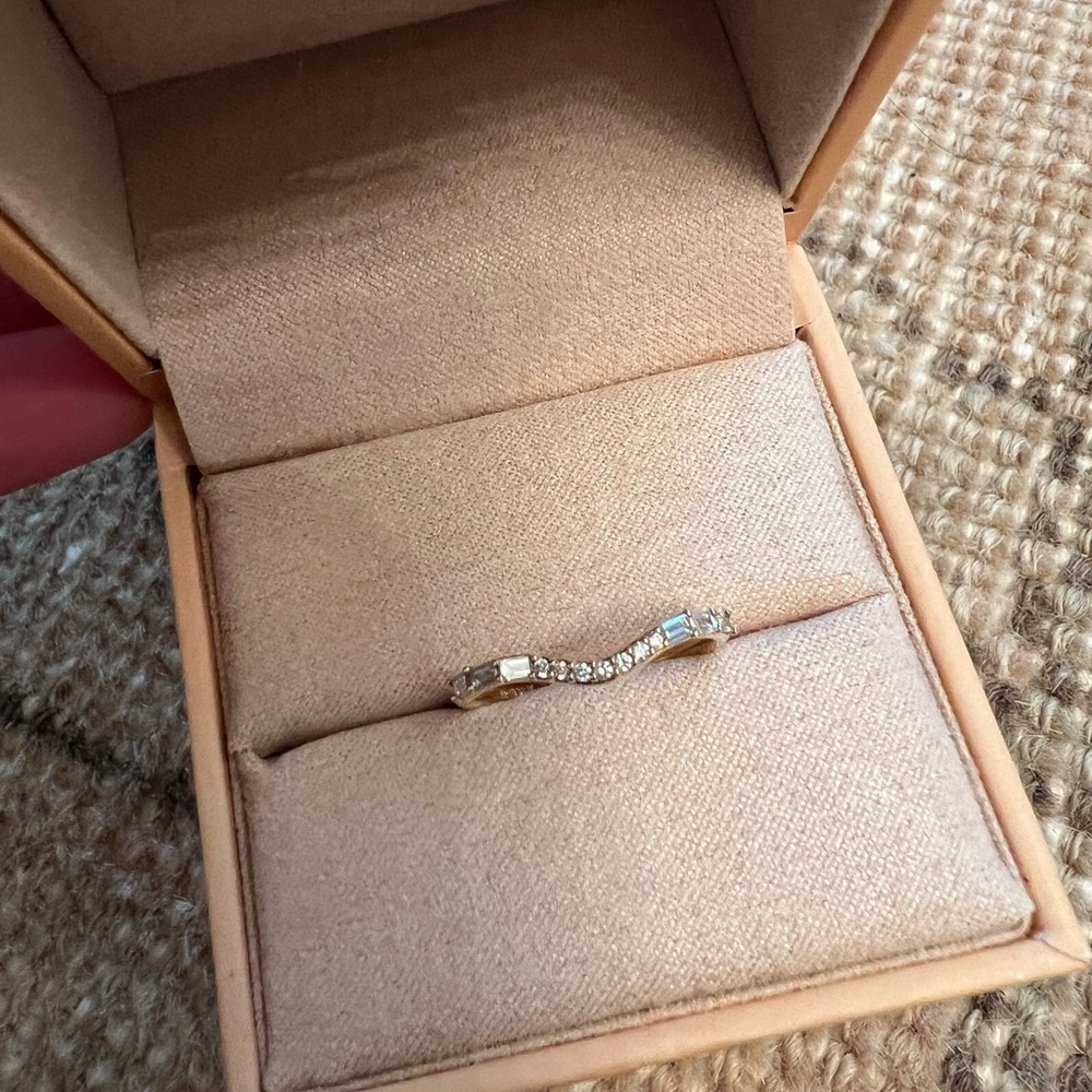 Marrow Fine White Diamond Quinn Wedding Band 14K Yellow Gold, 6.75